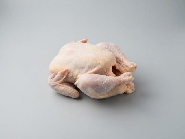 Frozen Whole Chicken (0.8